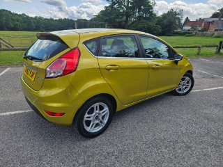 /photos/9916/4a22c6e6-9031-4c05-a3e2-48e8db93eb51_i320x240.jpg