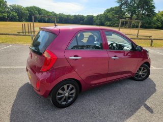 /photos/9916/4c58ceac-f7aa-4775-b655-a54b5e209c1e_i320x240.jpg