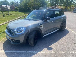 /photos/9916/8bb480cf-e3e1-449e-a0ab-cc7d1138bd28_i320x240.jpg