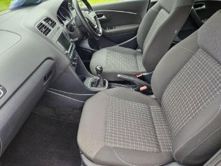 /photos/9916/e1d8321a-dc60-4438-b3c4-6ea1d888c012_i320x240.jpg